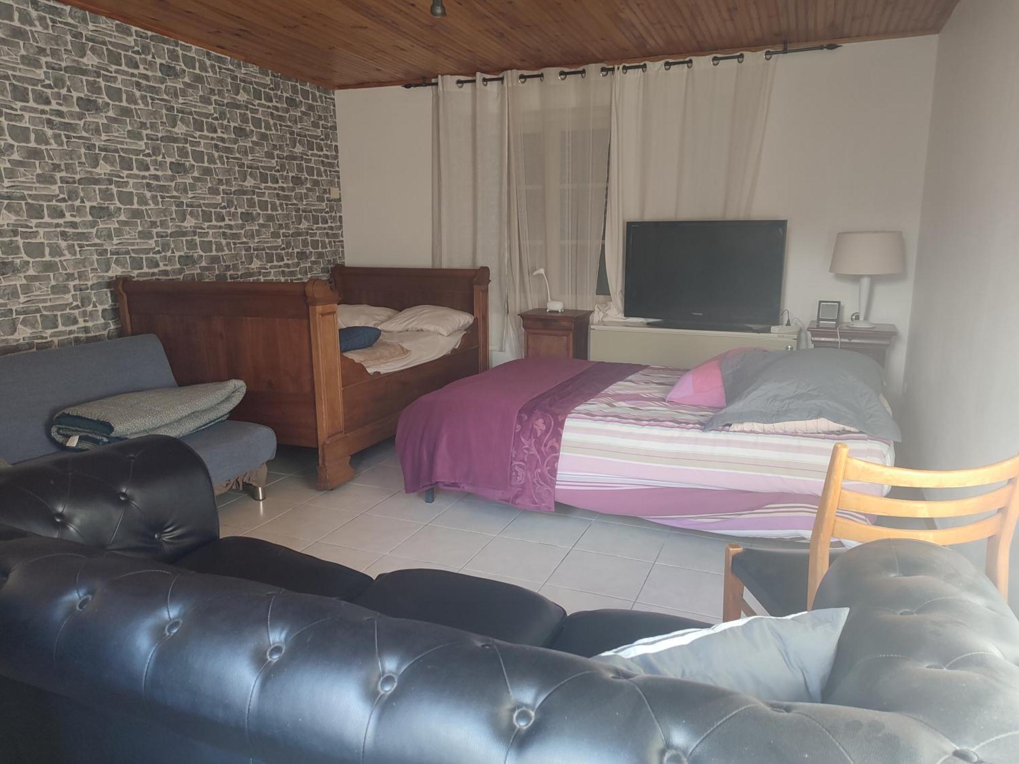 Maison Plain Pied, 2 Chambres, Longere Typique , Fraiche, Dans Bourg Avec Tous Commerces Luçay-le-Mâle Esterno foto